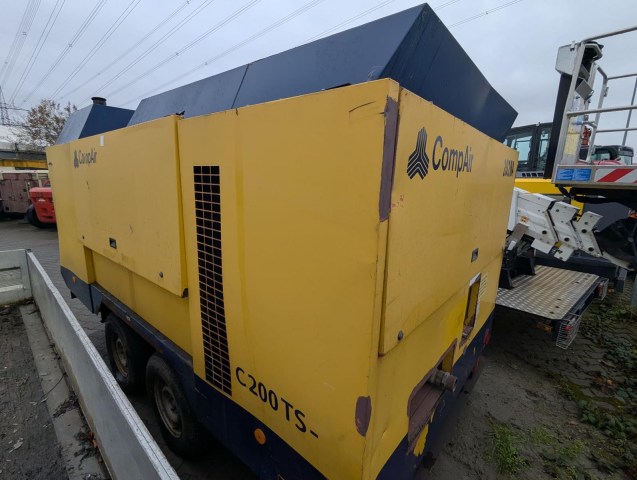 WhatsApp Image 2025-12-10 at 10.48.59(1)